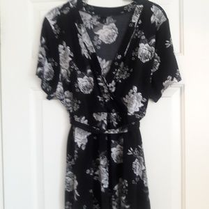 Torrid black and white blouse - size 2